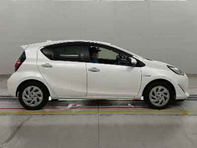 Статистика аукционов Toyota Aqua