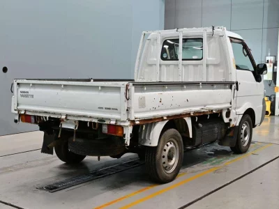 NISSAN VANETTE TRUCK