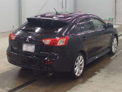 MITSUBISHI GALANT FORTIS SPORTBACK