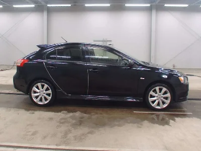 MITSUBISHI GALANT FORTIS SPORTBACK