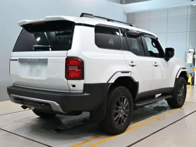 TOYOTA LAND CRUISER 250