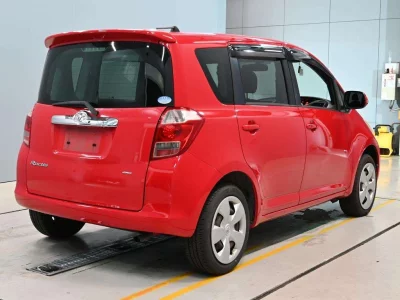 TOYOTA RACTIS