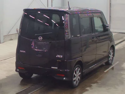 NISSAN ROOX