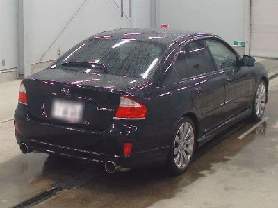 SUBARU LEGACY B4