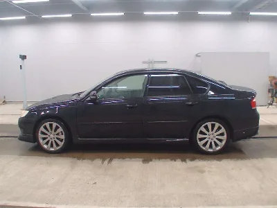 SUBARU LEGACY B4