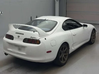 TOYOTA SUPRA