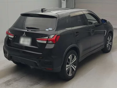 MITSUBISHI RVR