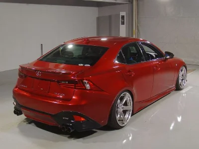 LEXUS IS
