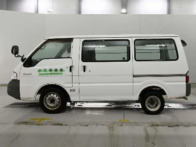 NISSAN VANETTE VAN