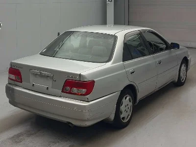 TOYOTA CARINA