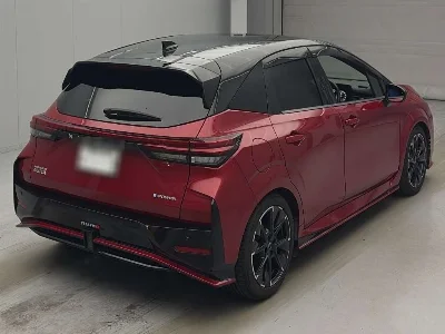 NISSAN AURA