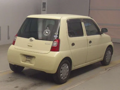 DAIHATSU ESSE
