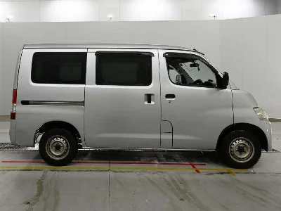 TOYOTA TOWN ACE VAN