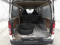 Цена авто Toyota HiAce Van с аукционов Японии, номер кузова KDH205V, пробег 327 000, оценка 9