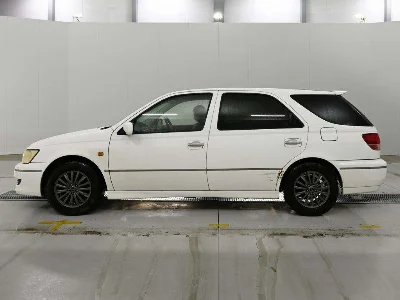 TOYOTA VISTA ARDEO