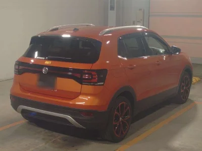 VOLKSWAGEN T-CROSS