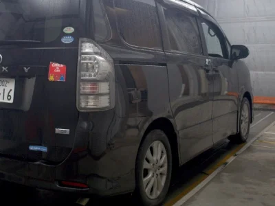 Статистика аукционов Toyota Voxy