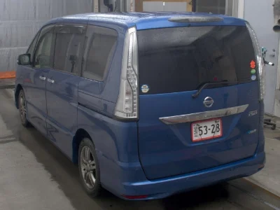 NISSAN SERENA