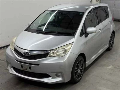 SUBARU TREZIA