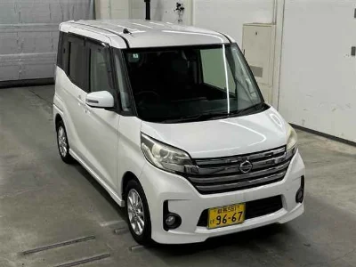 NISSAN DAYZ ROOX