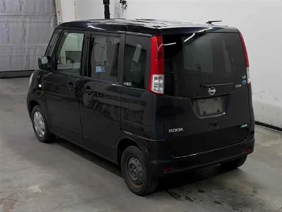 NISSAN ROOX
