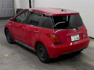 TOYOTA IST