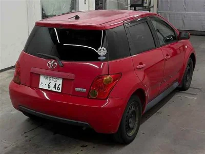 TOYOTA IST