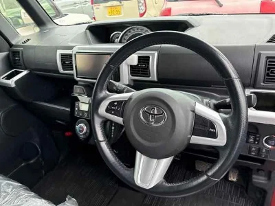 TOYOTA PIXIS MEGA