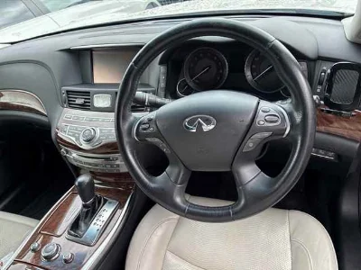 NISSAN FUGA