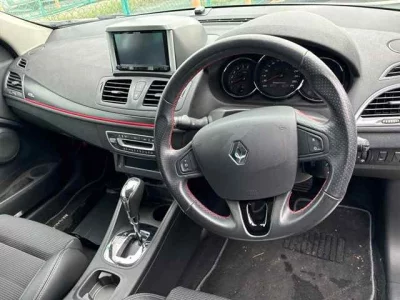 RENAULT MEGANE ESTATE