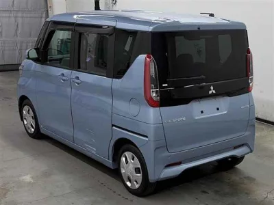MITSUBISHI EK SPACE