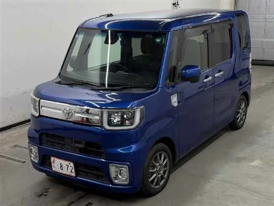 TOYOTA PIXIS MEGA