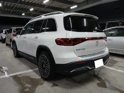 MERCEDES BENZ EQB