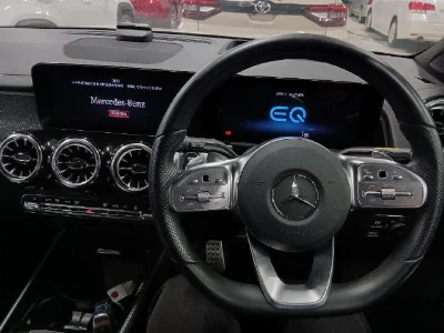 MERCEDES BENZ EQB