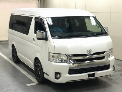TOYOTA HIACE