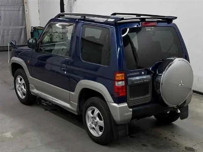 MITSUBISHI PAJERO MINI
