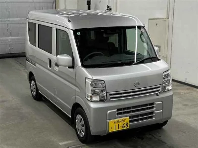 NISSAN CLIPPER VAN