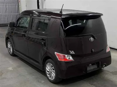 TOYOTA BB