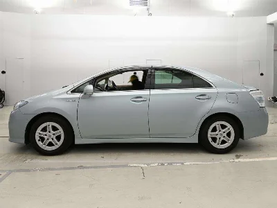 TOYOTA SAI