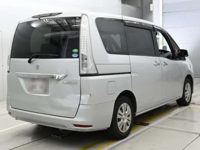 SUZUKI LANDY
