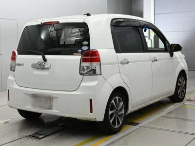 TOYOTA SPADE
