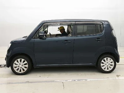 SUZUKI MRWAGON