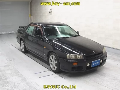 NISSAN SKYLINE