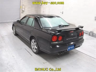 NISSAN SKYLINE