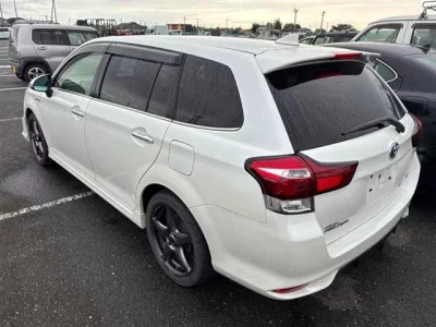 TOYOTA COROLLA FIELDER