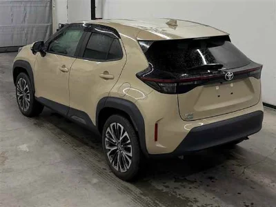 TOYOTA YARIS CROSS