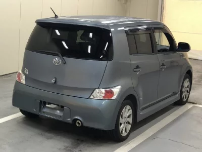 TOYOTA BB