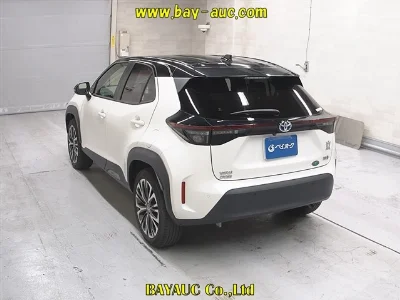TOYOTA YARIS CROSS