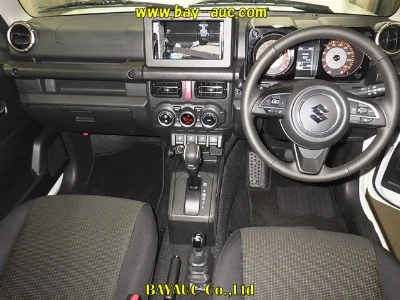 SUZUKI JIMNY NOMADE