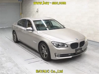 BMW 7 SERIES